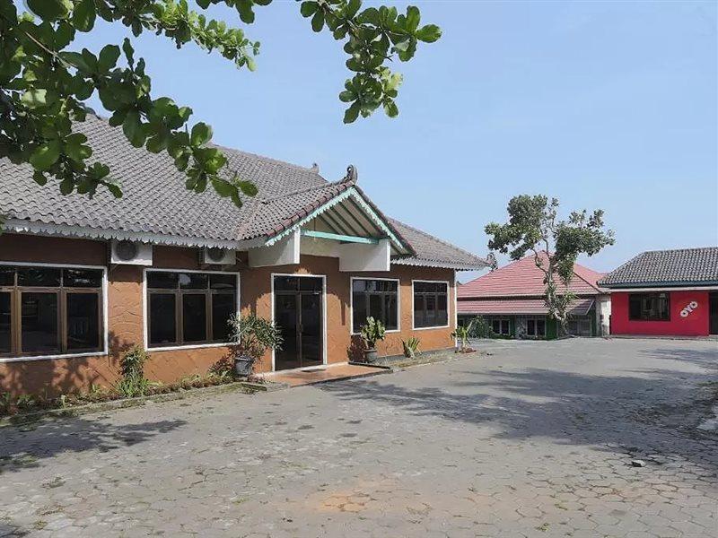 Super Oyo 1959 Penginapan Kepurun Pawana Indonesia Sleman  Exterior photo