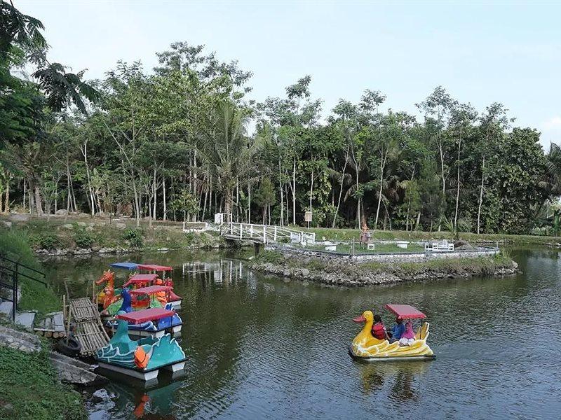 Super Oyo 1959 Penginapan Kepurun Pawana Indonesia Sleman  Exterior photo