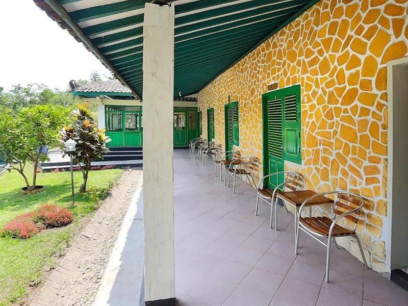 Super Oyo 1959 Penginapan Kepurun Pawana Indonesia Sleman  Exterior photo